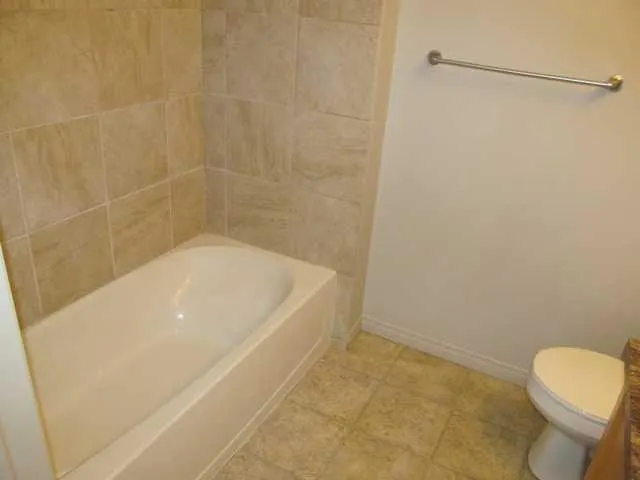 5601 KERRY WOOD Drive, #405
