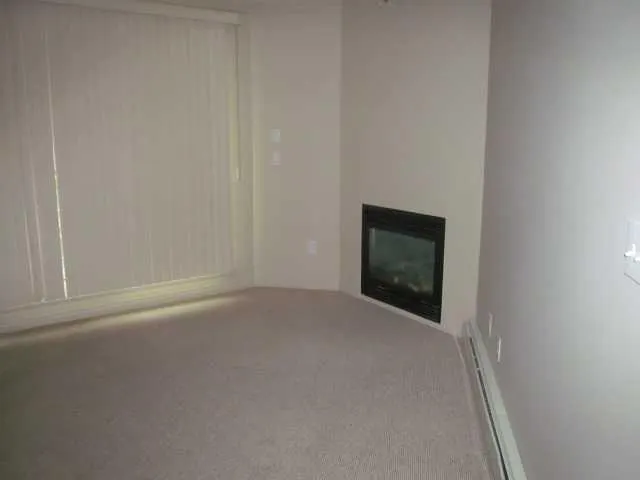 5601 KERRY WOOD Drive, #405