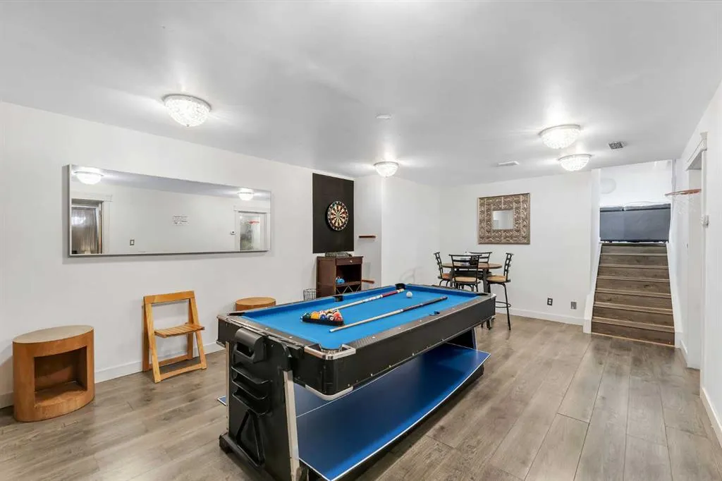 700 West Chestermere Drive