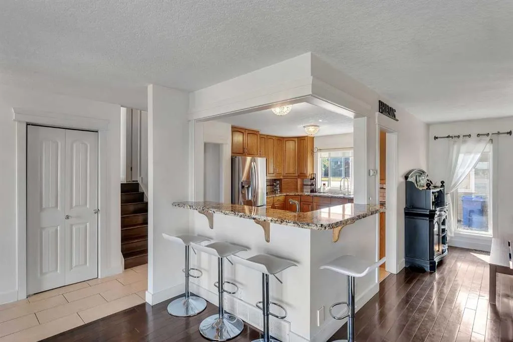 700 West Chestermere Drive