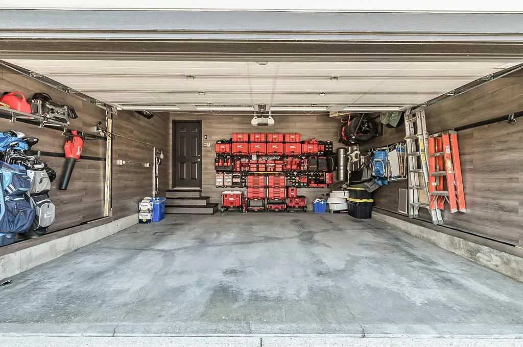 73 Evanspark Way NW