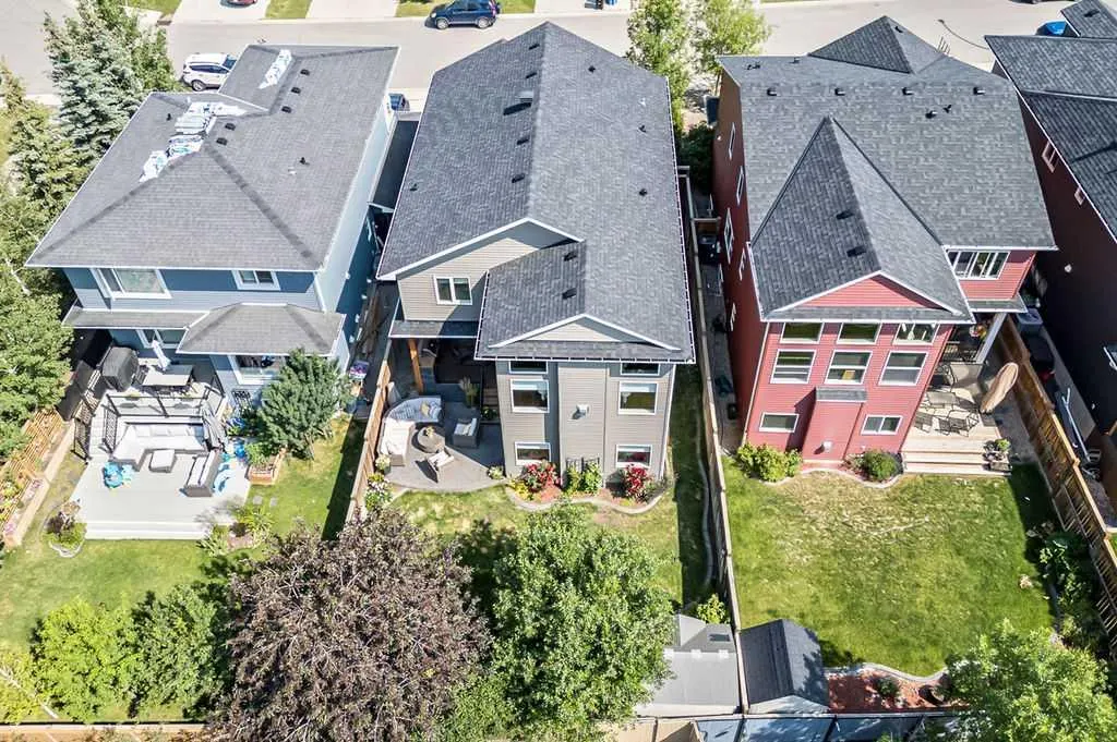 73 Evanspark Way NW