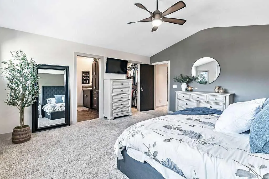 73 Evanspark Way NW