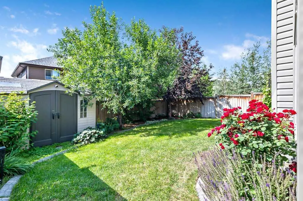 73 Evanspark Way NW