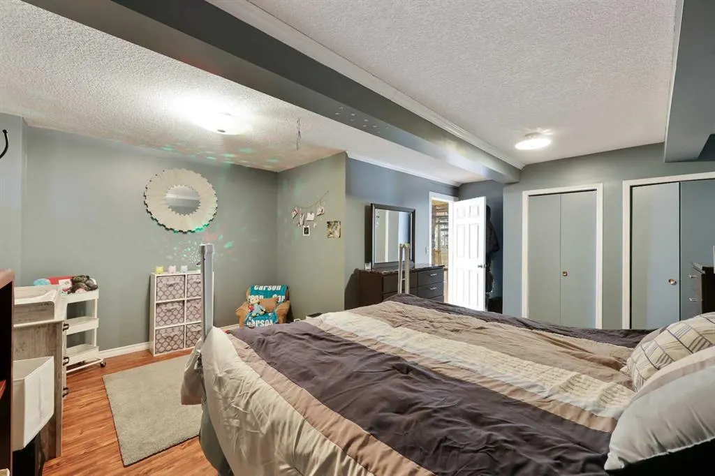 71 Artist View Pointe