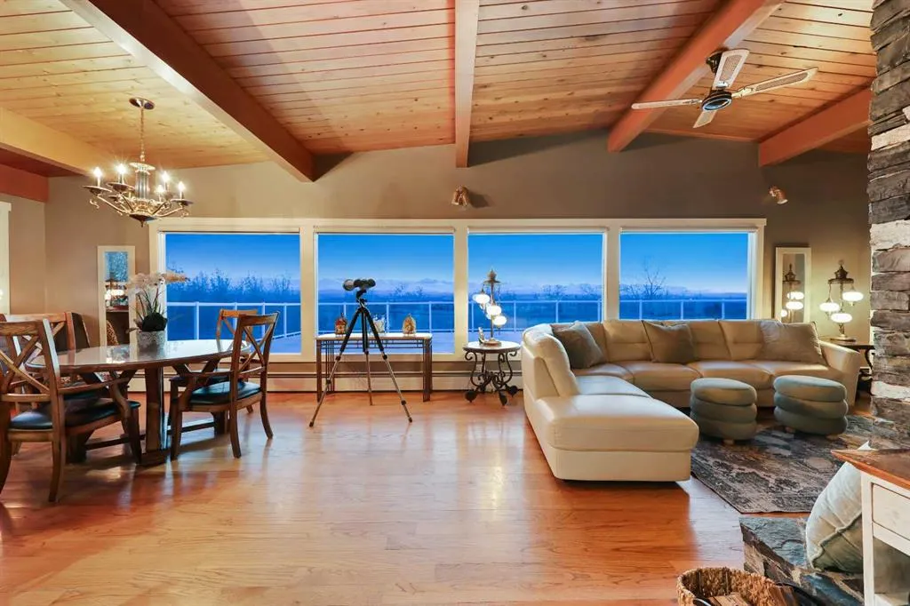 71 Artist View Pointe
