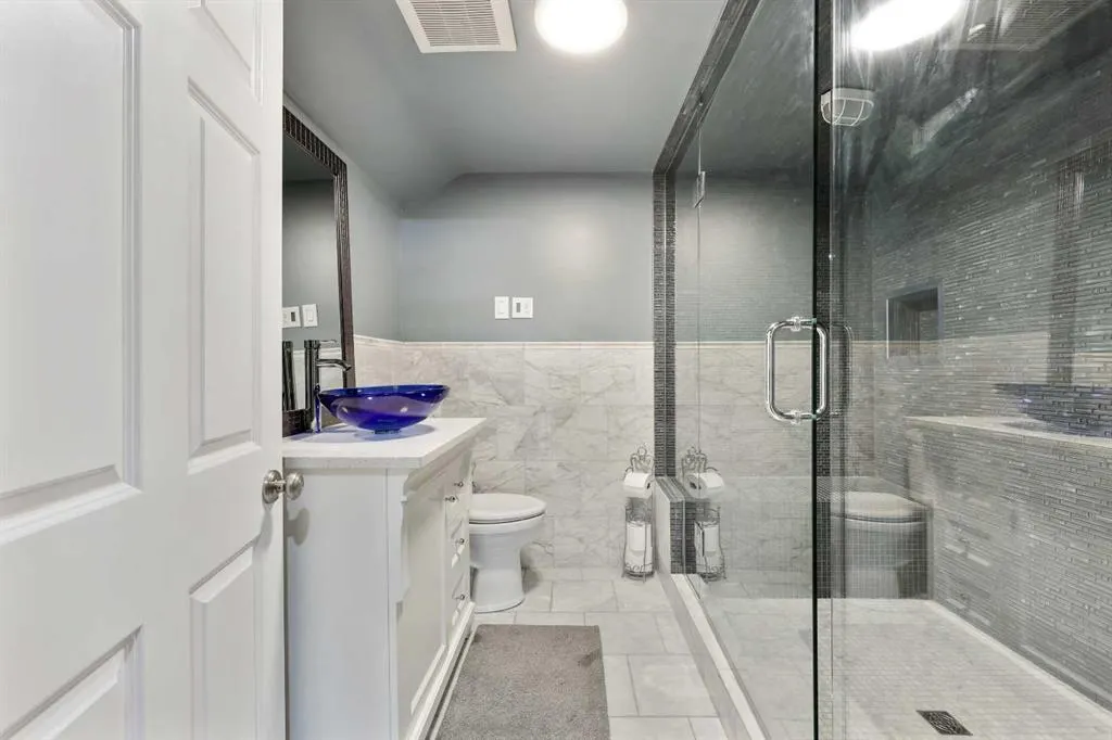 71 Artist View Pointe