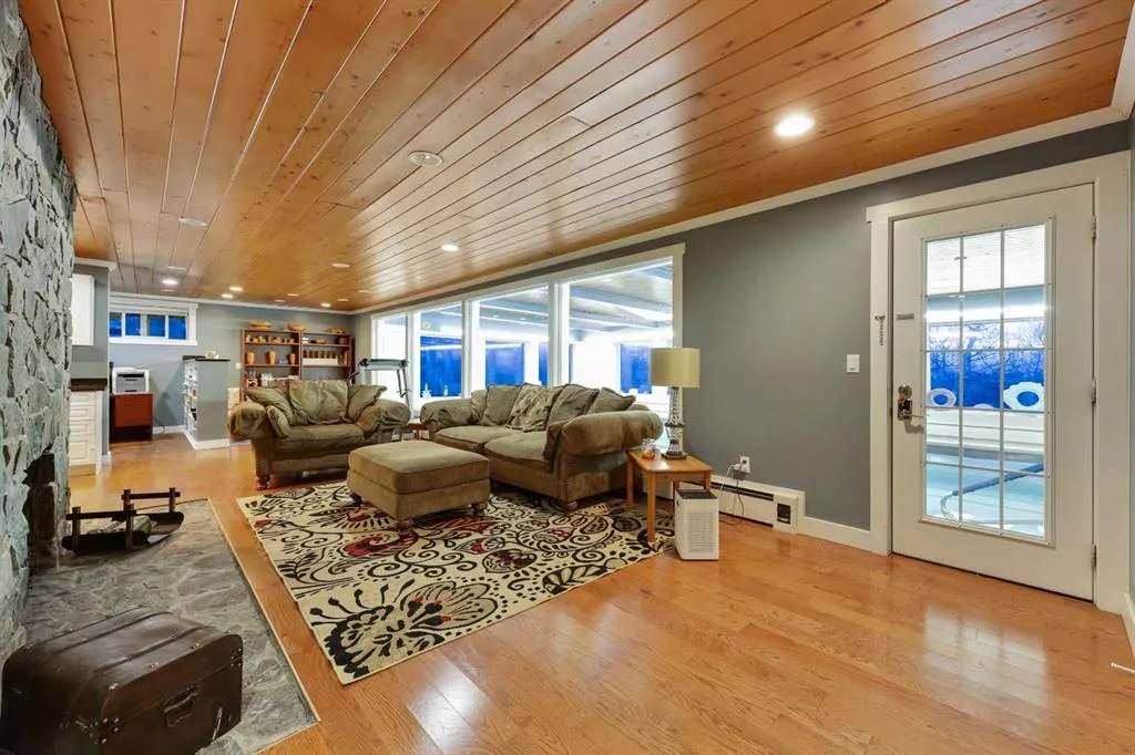 71 Artist View Pointe