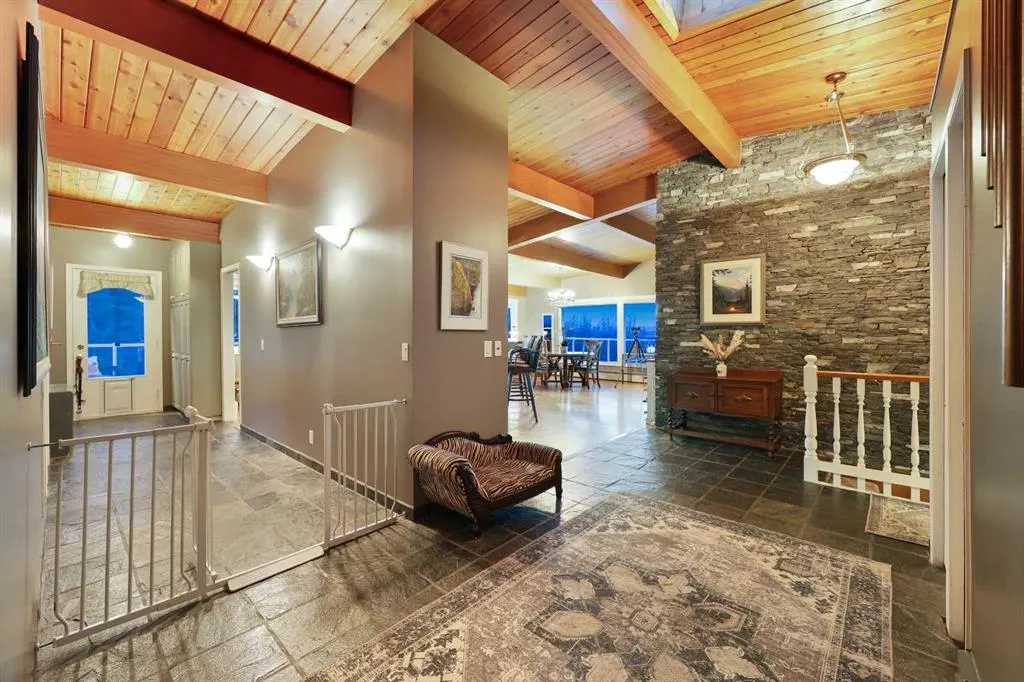 71 Artist View Pointe