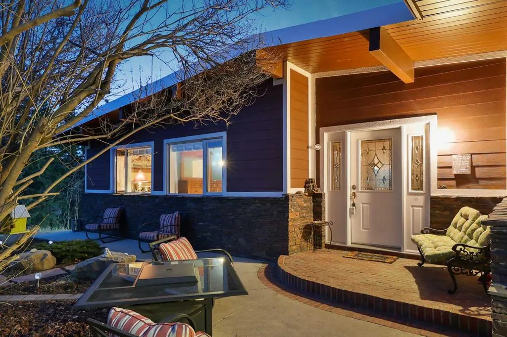 71 Artist View Pointe