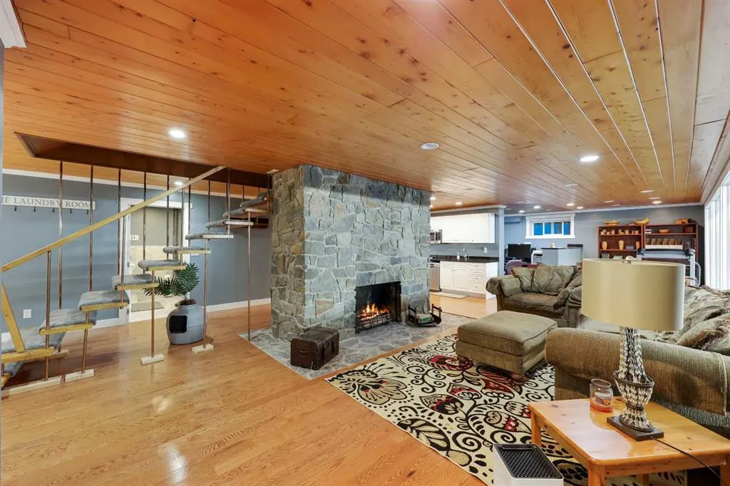 71 Artist View Pointe