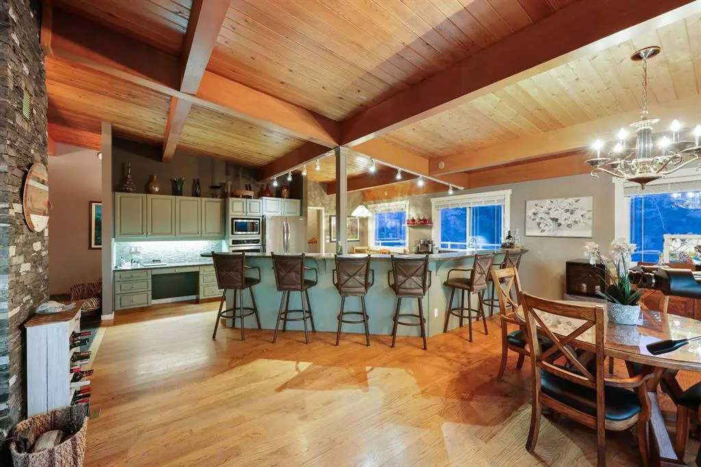 71 Artist View Pointe
