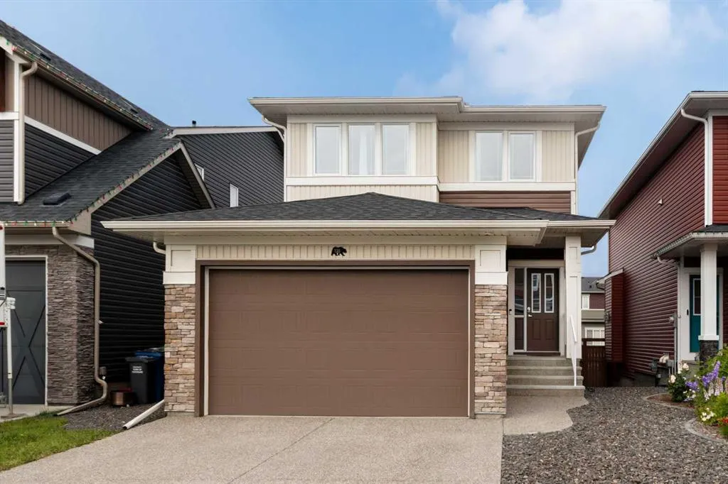 100 Emberside Glen