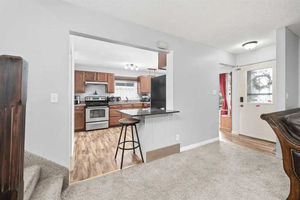 145 Carr Crescent