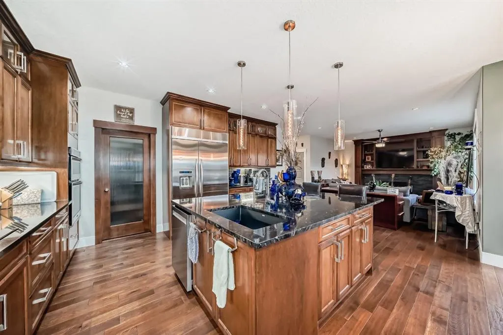 168 kinniburgh Circle