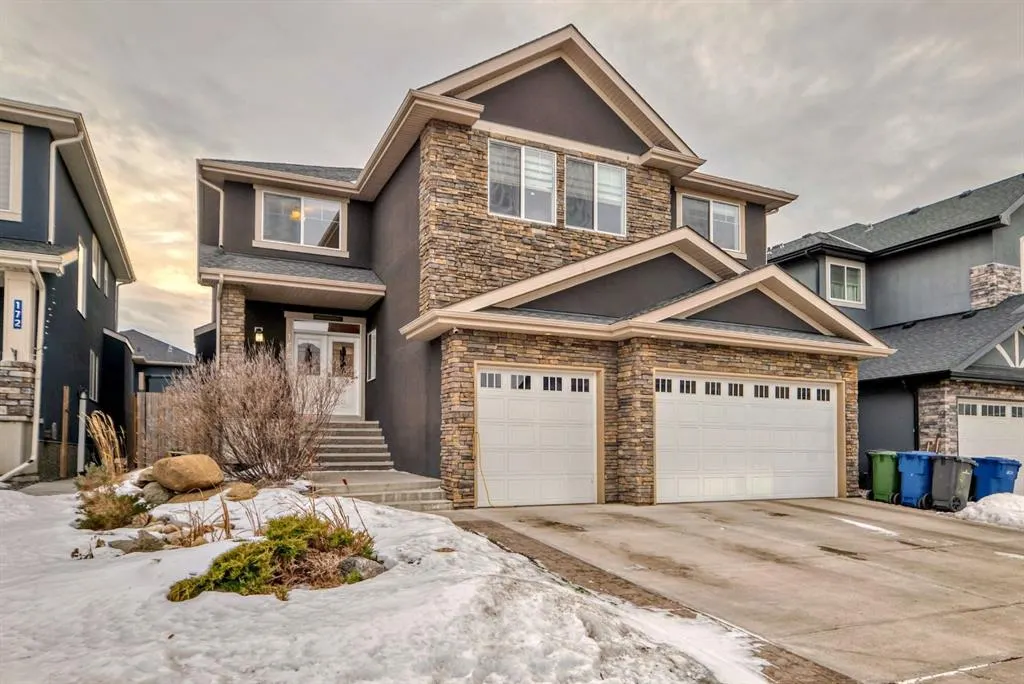 168 kinniburgh Circle