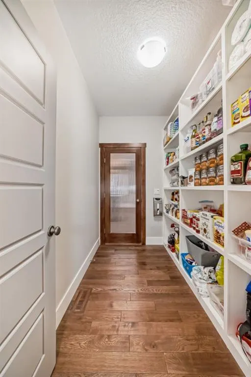 168 kinniburgh Circle
