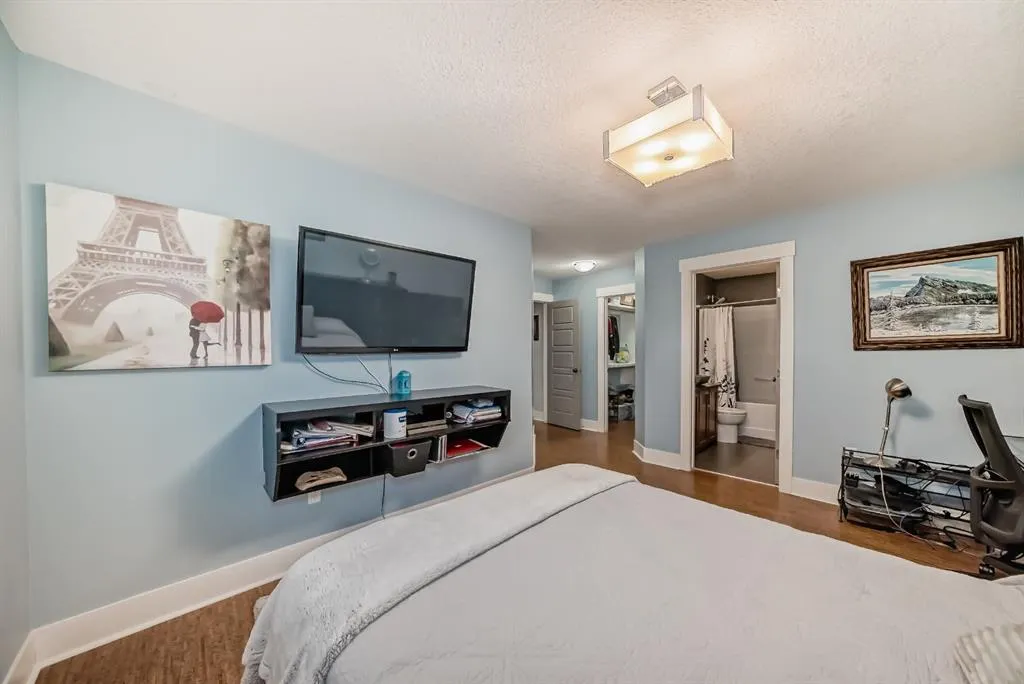 168 kinniburgh Circle