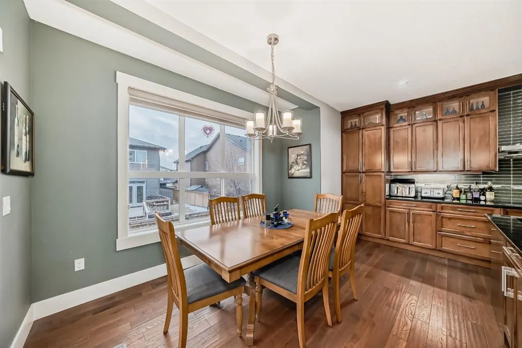 168 kinniburgh Circle