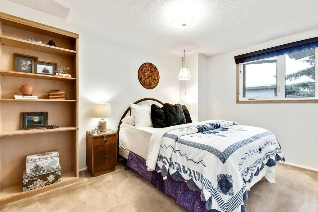 643 4 Avenue NE, #19
