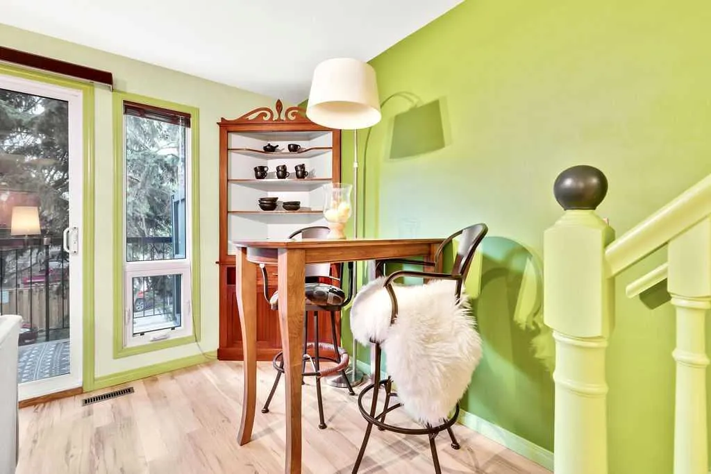 643 4 Avenue NE, #19