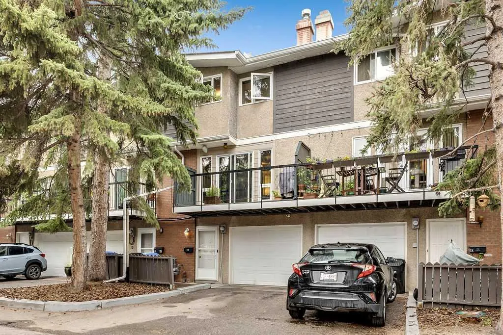 643 4 Avenue NE, #19