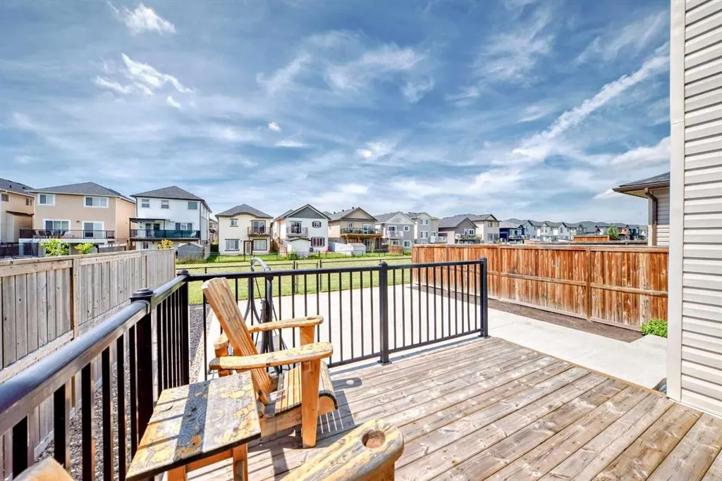 57 Taralake Manor NE