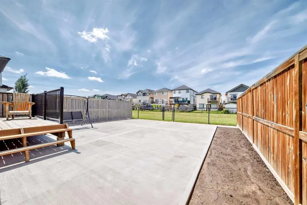 57 Taralake Manor NE