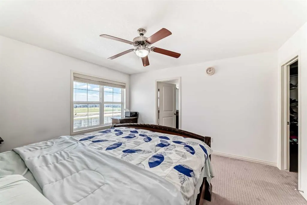 57 Taralake Manor NE