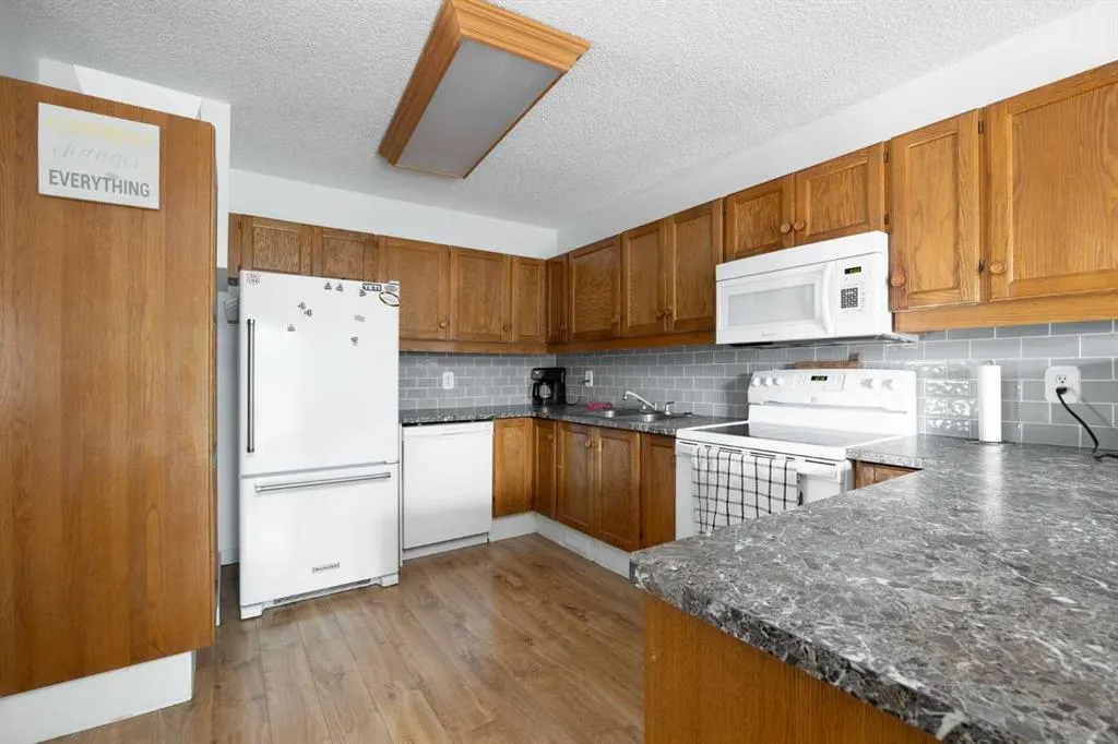 1053 Timberline Drive