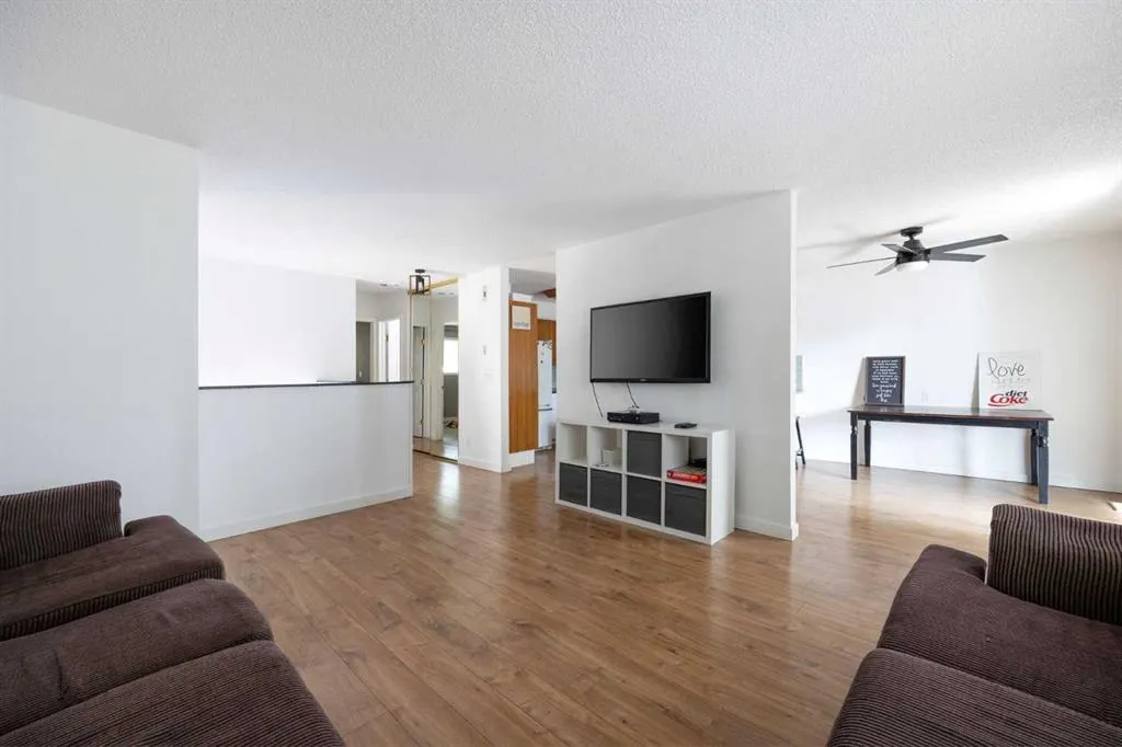 1053 Timberline Drive