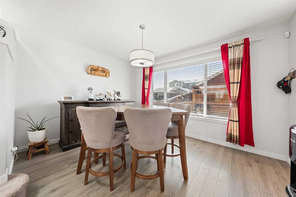 28 Auburn Bay Drive SE