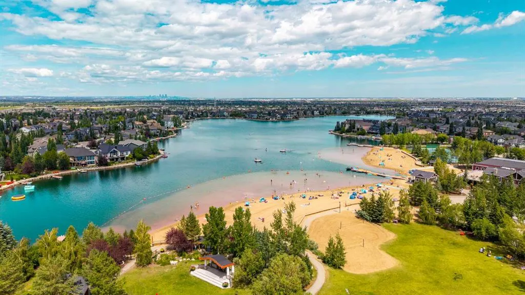 28 Auburn Bay Drive SE