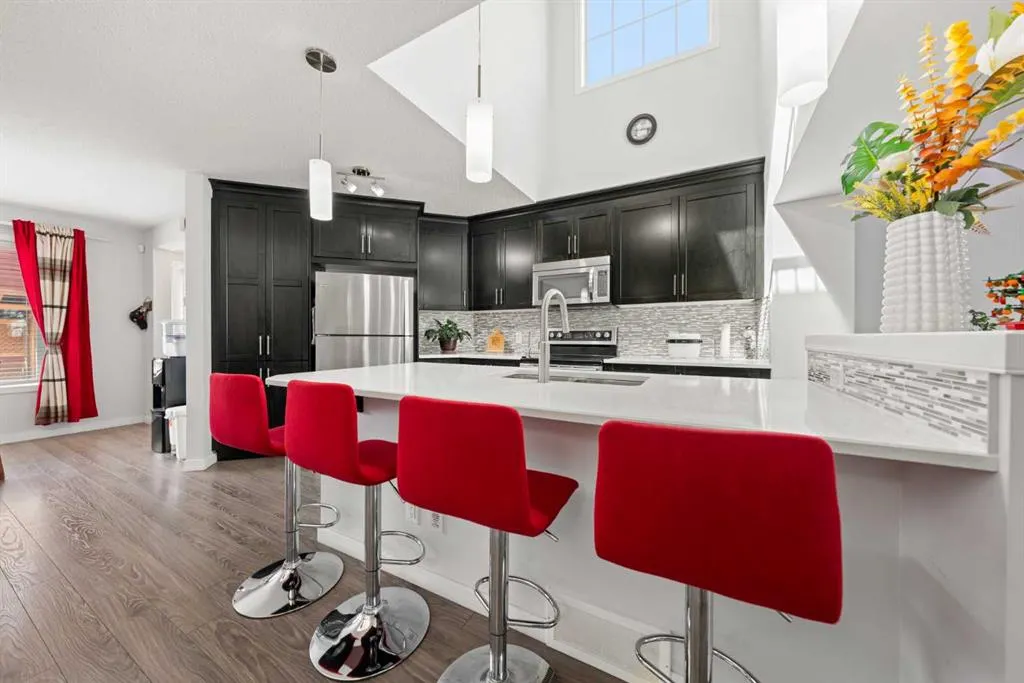 28 Auburn Bay Drive SE