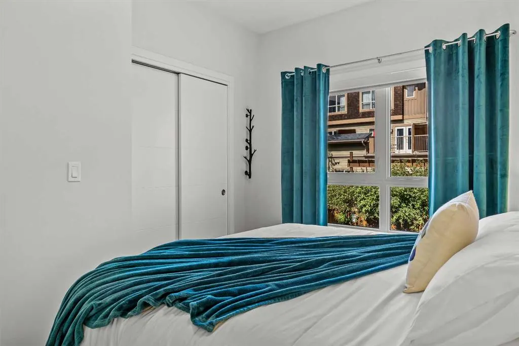 115 Kananaskis Way, #113