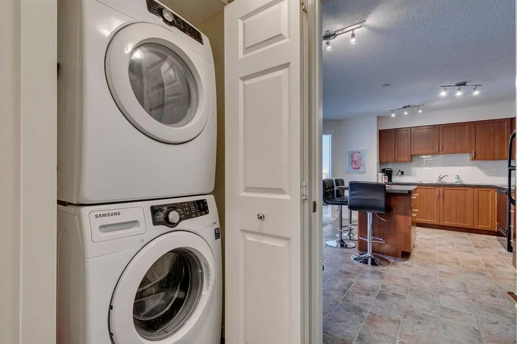 279 Copperpond Common SE, #2210