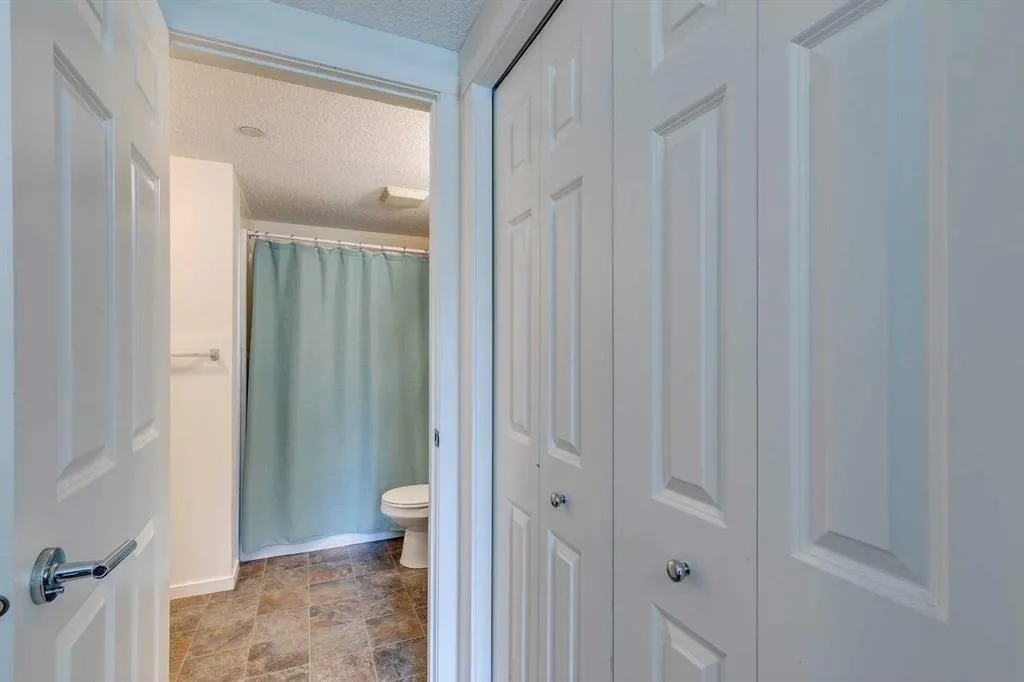279 Copperpond Common SE, #2210