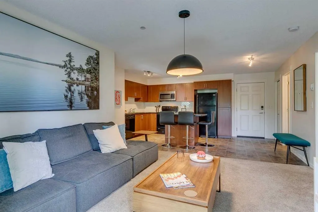 279 Copperpond Common SE, #2210
