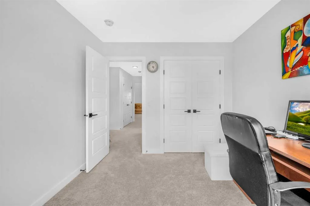 93 Legacy Reach Crescent SE