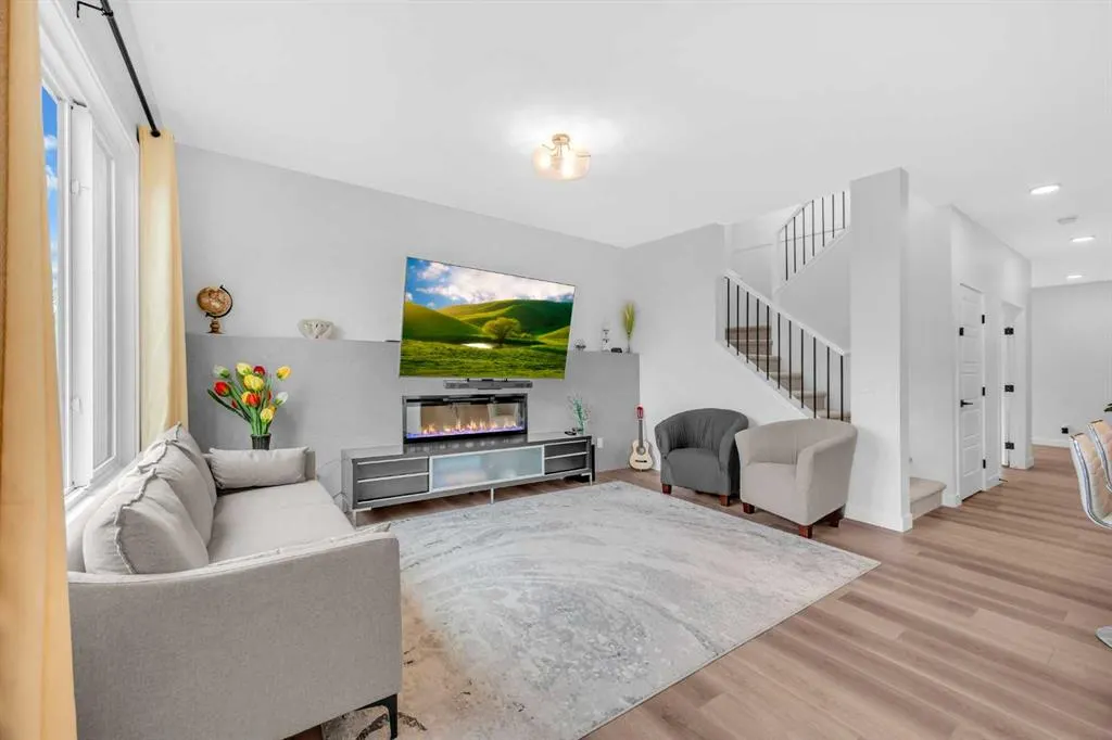 93 Legacy Reach Crescent SE