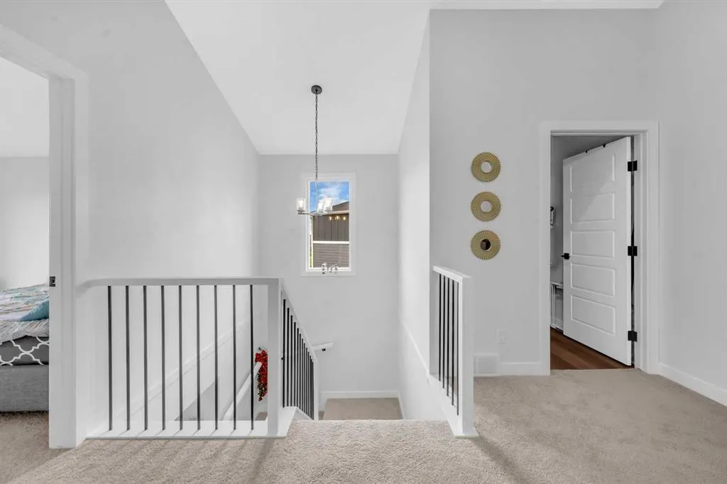 93 Legacy Reach Crescent SE