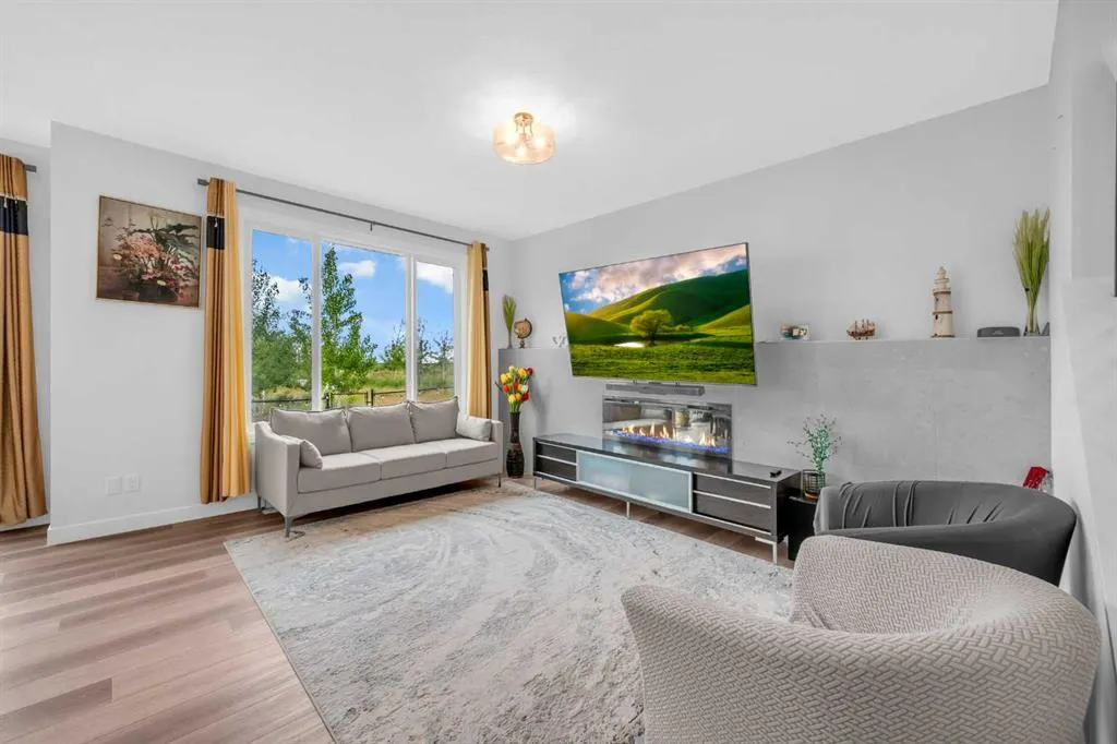 93 Legacy Reach Crescent SE