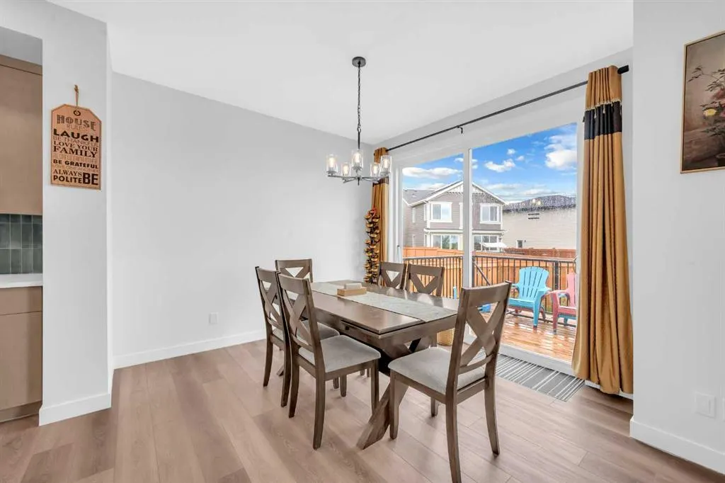 93 Legacy Reach Crescent SE
