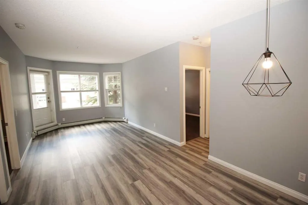 8 Prestwick Pond Terrace SE, #106