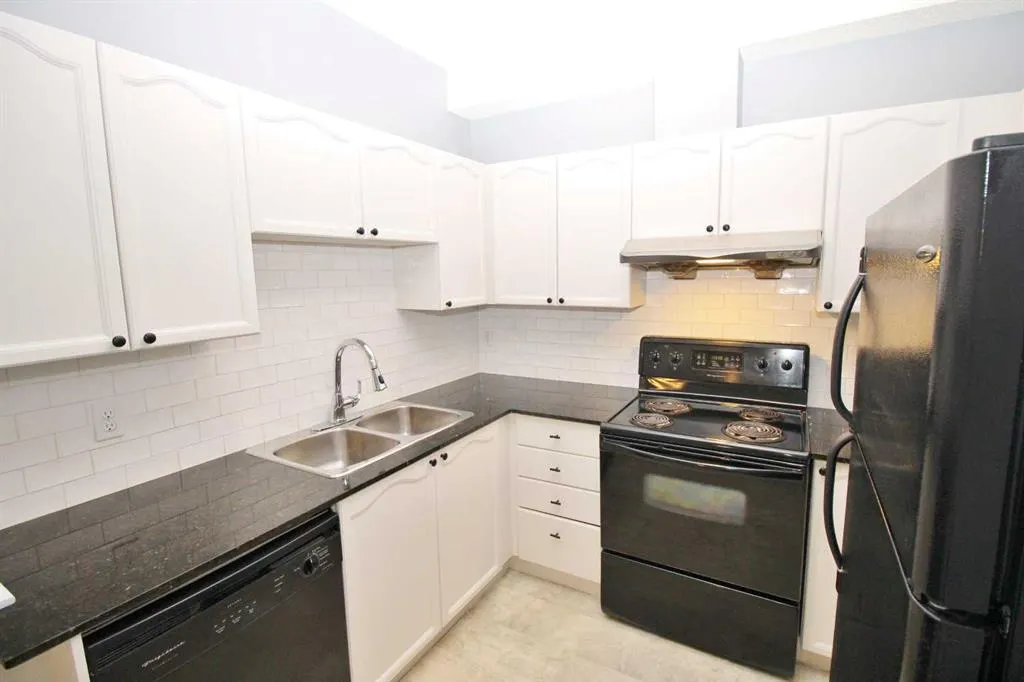 8 Prestwick Pond Terrace SE, #106
