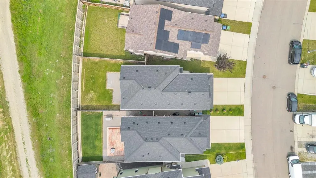 253 Panton Way NW