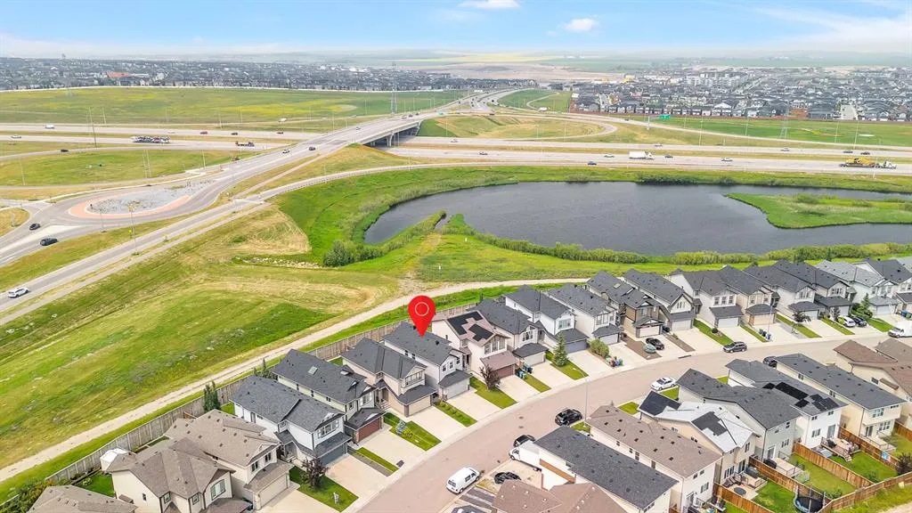253 Panton Way NW