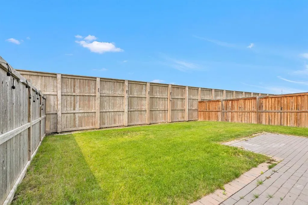 253 Panton Way NW
