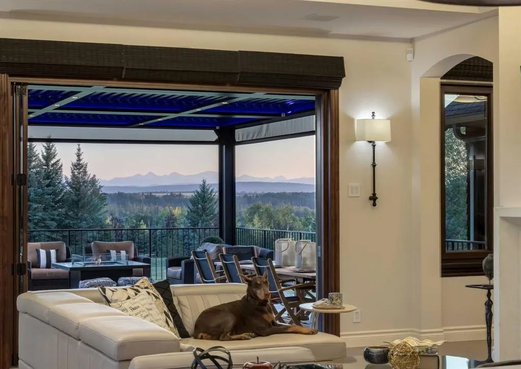 12 Grandview Rise SW