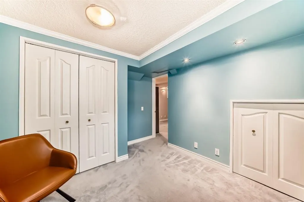 224 Erin Dale Place SE